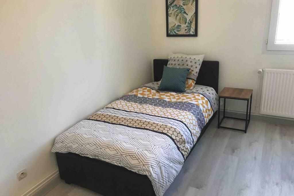 La Maison De Ville - 4 Chambres, 2 Sdb, Terrasse Et Garage - 90M2 브줄 외부 사진
