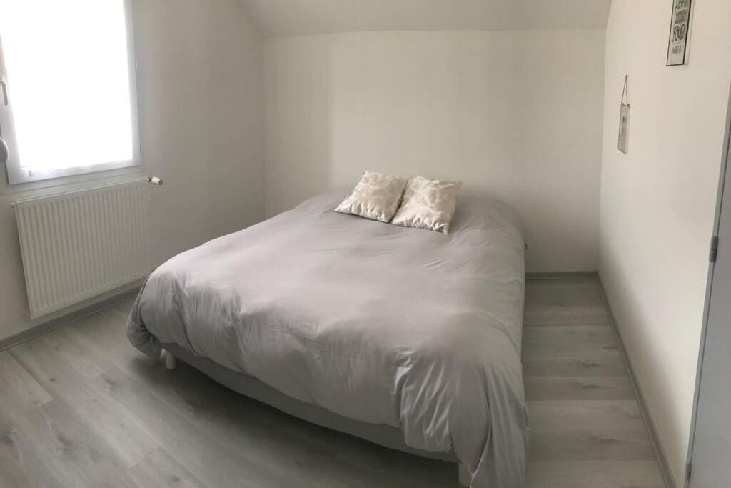 La Maison De Ville - 4 Chambres, 2 Sdb, Terrasse Et Garage - 90M2 브줄 외부 사진
